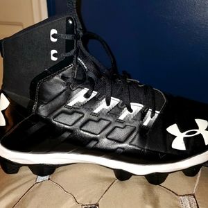 Men's Under Armour Hi top Football Cleats